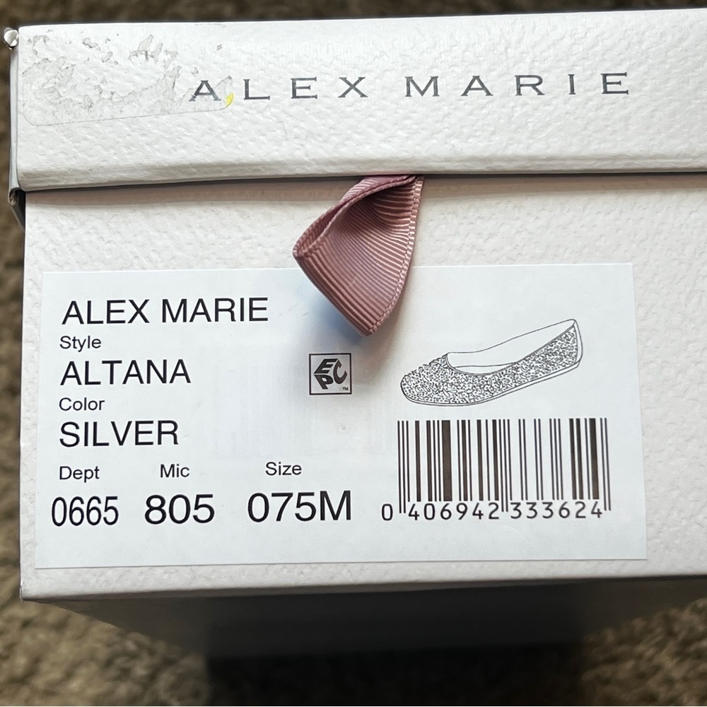 Alex Marie Altana Silver Metallic Rhinestone Flats 7.5 - Picture 8 of 8